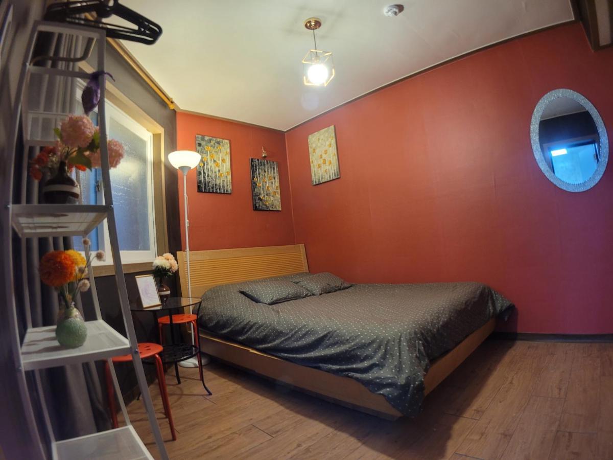 Olive Hostel W Seoul Exterior photo