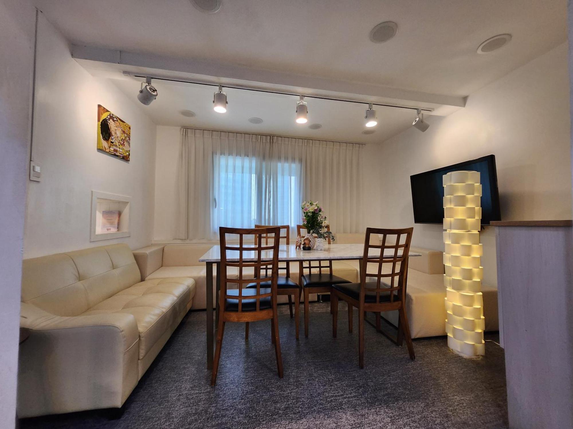 Olive Hostel W Seoul Exterior photo